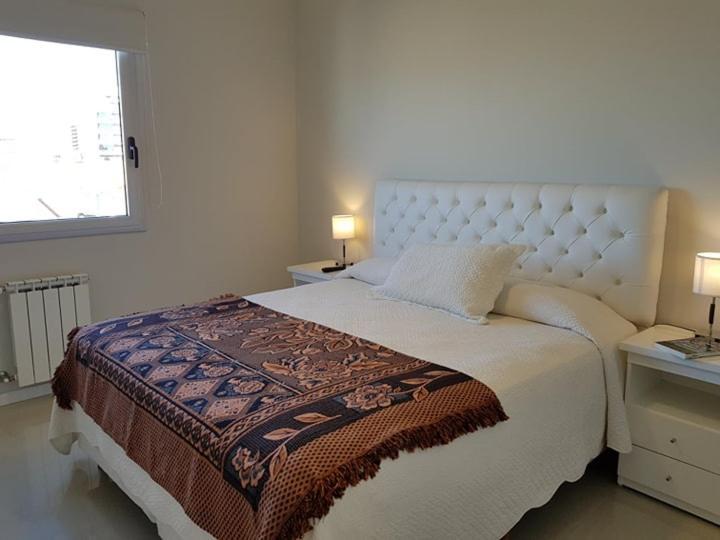 Hotel Tejas Rojas Villa Gesell Extérieur photo