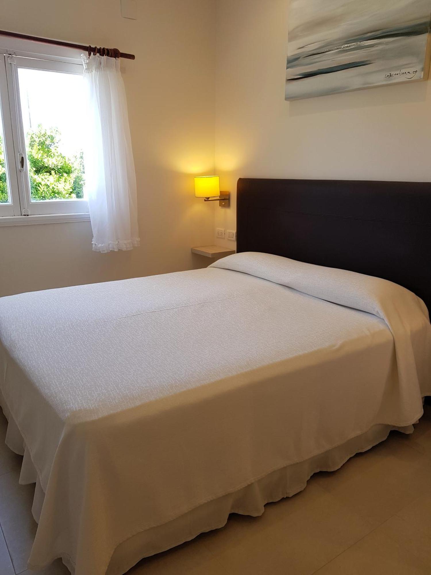 Hotel Tejas Rojas Villa Gesell Extérieur photo