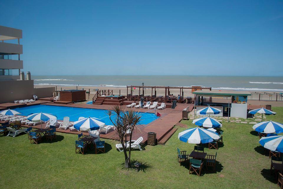 Hotel Tejas Rojas Villa Gesell Extérieur photo
